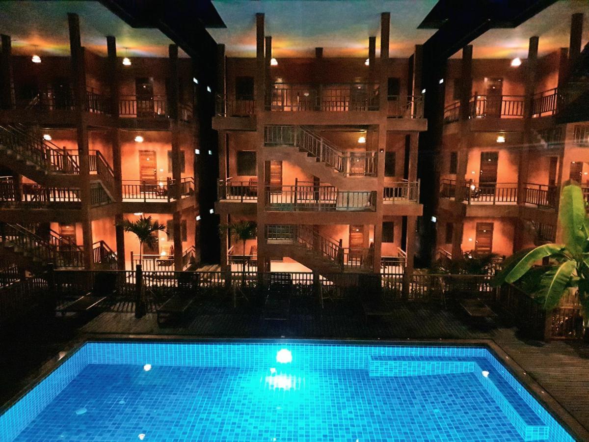 Rainforest Huahin Village Hotel Exterior photo