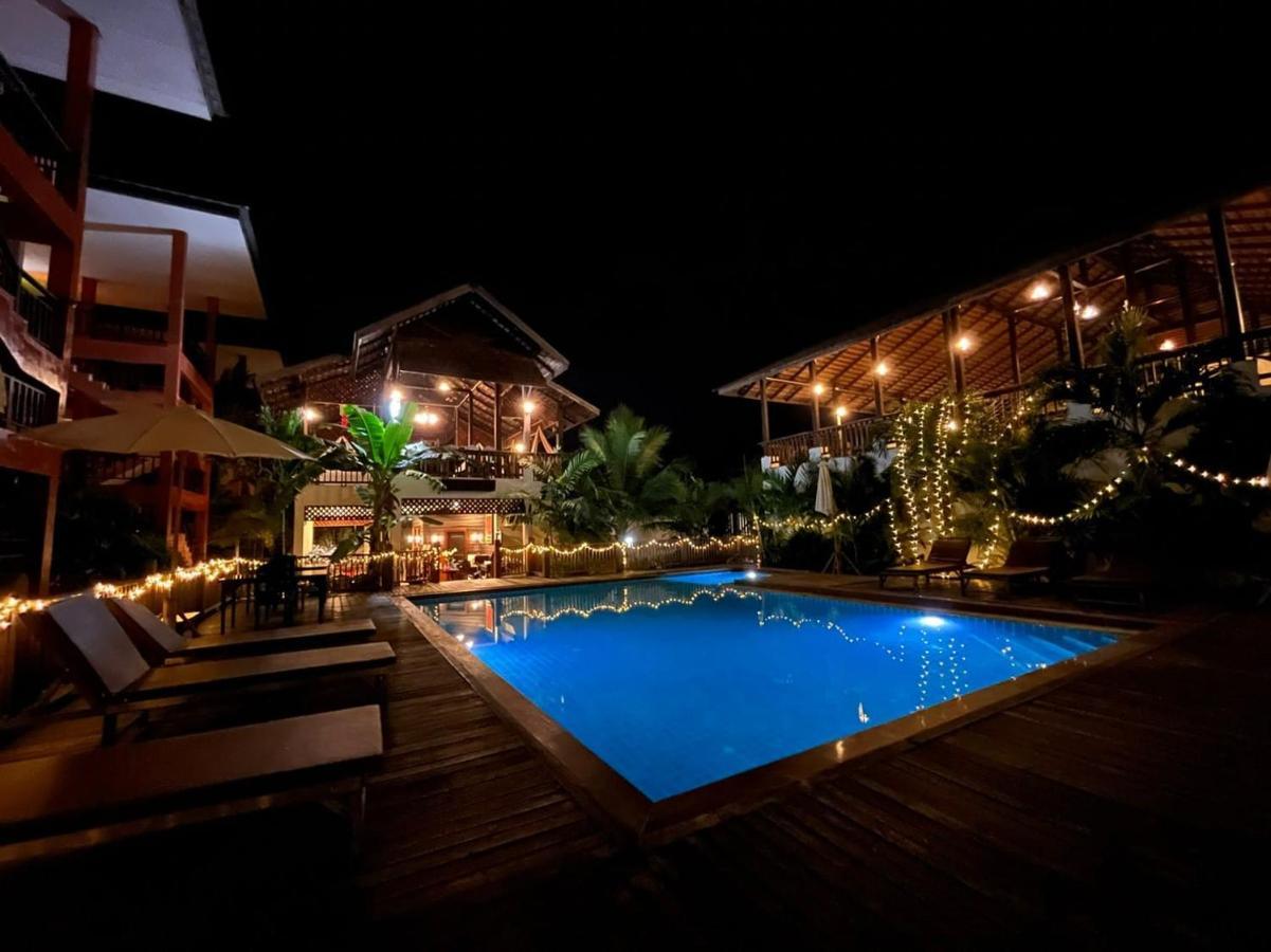 Rainforest Huahin Village Hotel Exterior photo