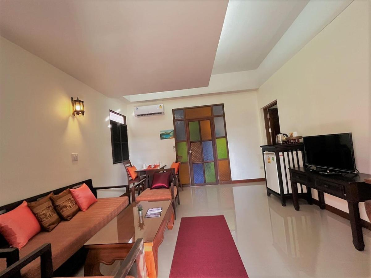 Rainforest Huahin Village Hotel Exterior photo